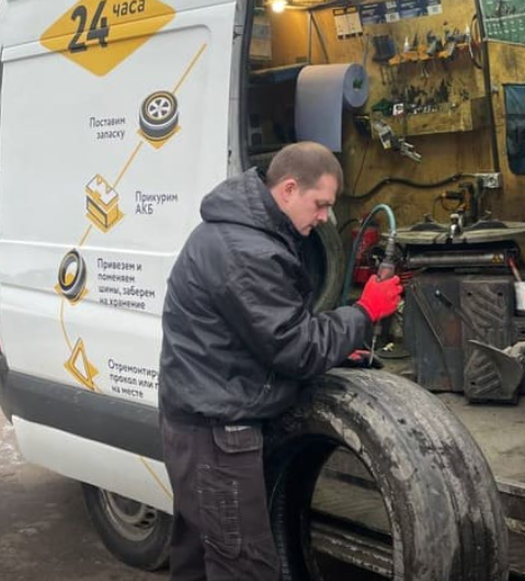 Профессиональный Выездной Шиномонтаж: Быстрое Обслуживание Автомобилей У Метро Юго-Западная
